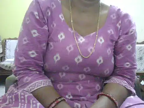Snapshot of mohini_bhabhi chatting on 07/02/26, 02:34 mohini bhabhi online show from 07/02/26, 02:34