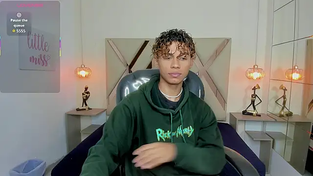 Anyelo Twink online show from 04/05/26, 10:05