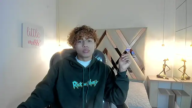 Anyelo Twink online show from 03/06/26, 08:26