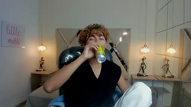 Anyelo Twink online show from 03/13/26, 09:20