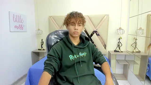 Anyelo Twink online show from 02/22/26, 08:21