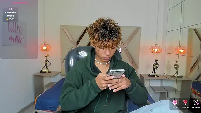 Anyelo Twink online show from 05/05/26, 03:53