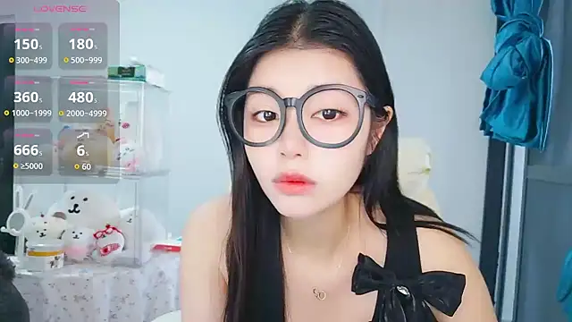 -XiaoYu-777 online show from 04/10/26, 09:05