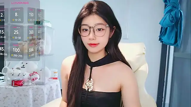 -XiaoYu-777 online show from 04/14/26, 07:46