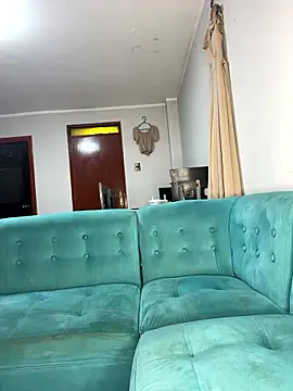 Snapshot of Aleja_1426 chatting on 01/18/26, 07:45 Aleja 1426 online show from 01/18/26, 07:45