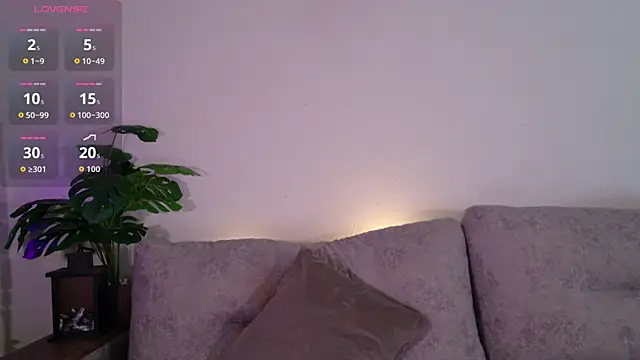 Snapshot of classy____ chatting on 07/12/26, 01:12 classy online show from 07/12/26, 01:12