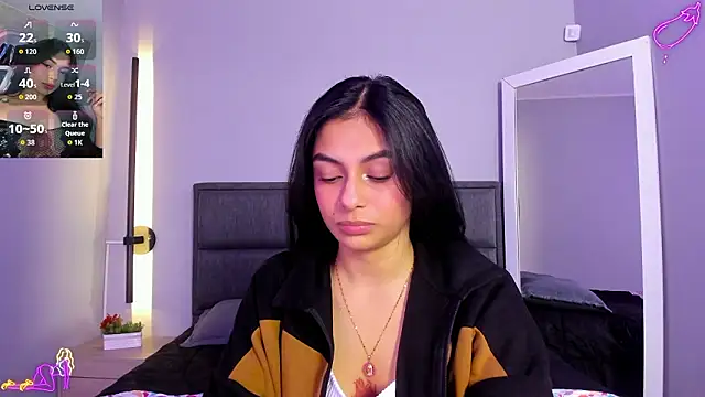 lilith petit  online show from 03/07/26, 12:21