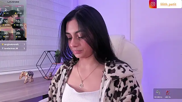 lilith petit  online show from 04/07/26, 12:51