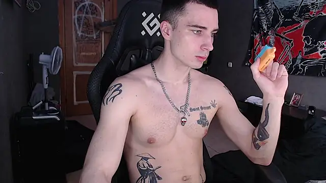 Snapshot of Jack_loveeee chatting on 05/13/26, 10:22 Jack loveeee online show from 05/13/26, 10:22