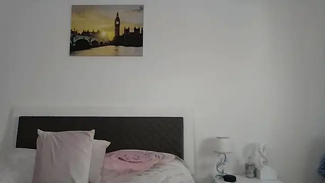Clara1986 online show from 05/13/26, 02:13