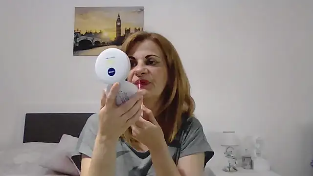 Clara1986 online show from 05/28/26, 02:01