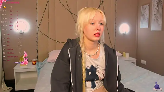 AdeleSilvy online show from 04/13/26, 01:42