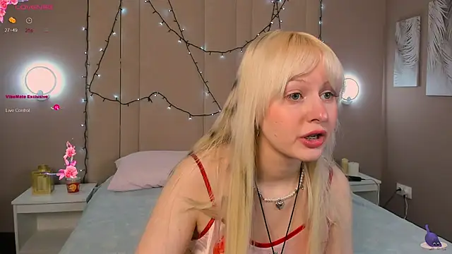 AdeleSilvy online show from 04/07/26, 02:02