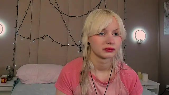 AdeleSilvy online show from 03/04/26, 01:57