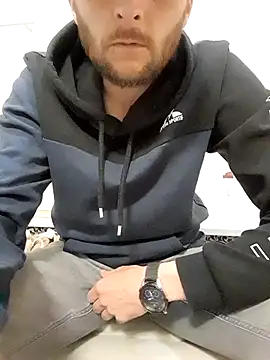 80julien online show from 03/14/26, 01:28