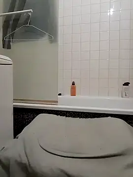 80julien online show from 03/18/26, 06:42