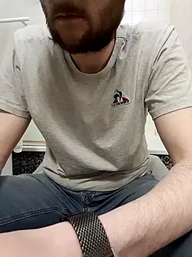 80julien online show from 03/23/26, 07:36