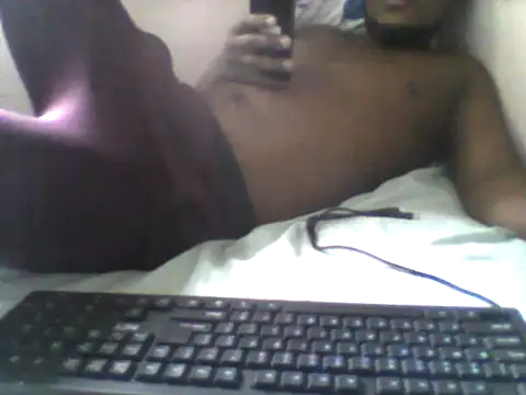 Snapshot of handsomeguy02 chatting on 04/23/26, 12:29 handsomeguy02 online show from 04/23/26, 12:29