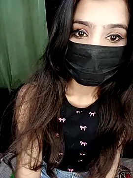 hotyjiyaaaa online show from 02/19/26, 05:32