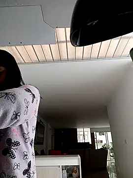 Macarenafun online show from 01/16/26, 02:43