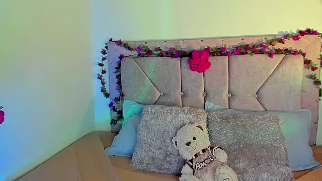 Britanny77 online show from 03/05/26, 01:40