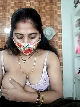 Snapshot of Angel_eyes00 chatting on 04/06/26, 05:14 Angel eyes00 online show from 04/06/26, 05:14