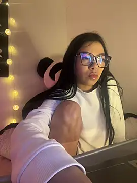 Little Lexyy online show from 04/02/26, 04:30