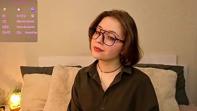 Next2Marie online show from 04/08/26, 04:14