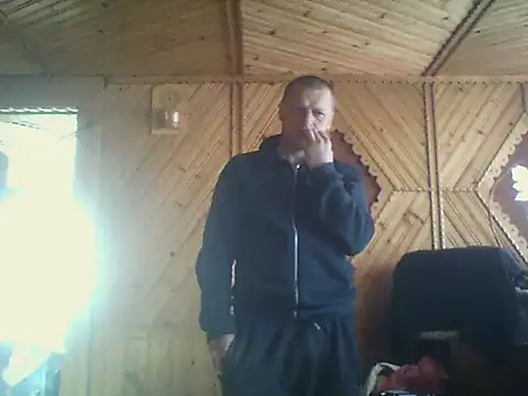 Ivan9iutt online show from 04/28/26, 05:34