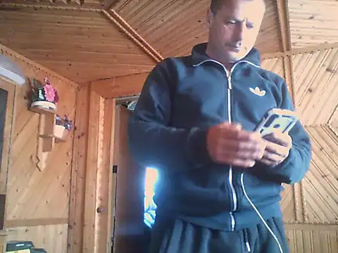Ivan9iutt online show from 04/24/26, 12:51