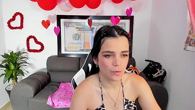 LucianaMoreau online show from 02/20/26, 09:06