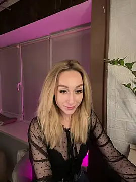 AnesaKis online show from 04/12/26, 10:13