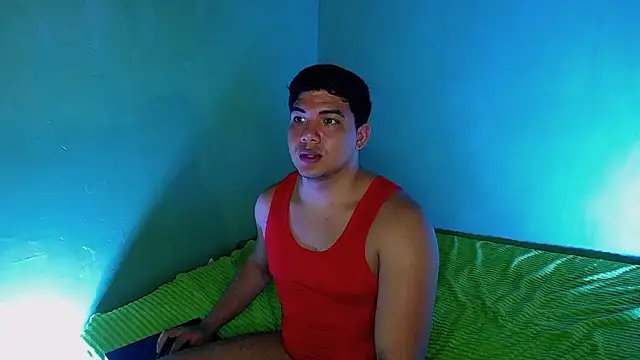 Uriel Ray online show from 01/14/26, 11:52