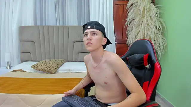 Snapshot of irvin_keyes chatting on 02/22/26, 11:23 irvin keyes online show from 02/22/26, 11:23