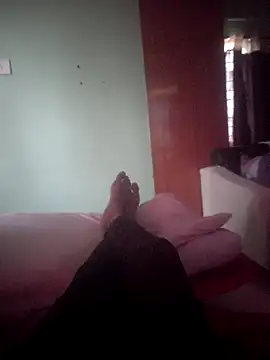 deshi9inch9 online show from 04/04/26, 08:54