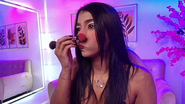 Divinee Cloe online show from 02/14/26, 11:21