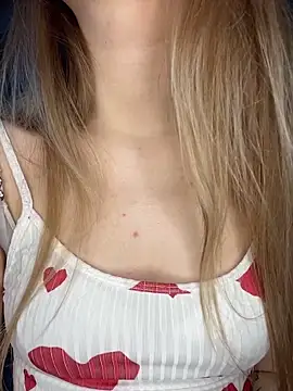 Snapshot of MargoXoki chatting on 02/11/26, 09:53 MargoXoki online show from 02/11/26, 09:53