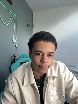 l-laross online show from 05/15/26, 01:42