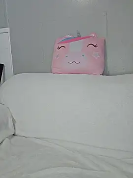 Snapshot of _Zhamira chatting on 01/12/26, 01:51 Zhamira online show from 01/12/26, 01:51