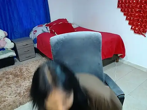 soyElena46 online show from 02/11/26, 11:21