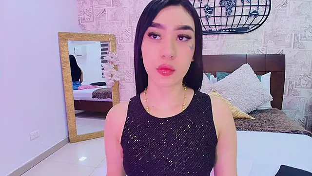 emily clarkk  online show from 01/17/26, 07:50