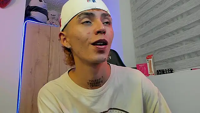 Maiky Cooper01 online show from 01/15/26, 01:31