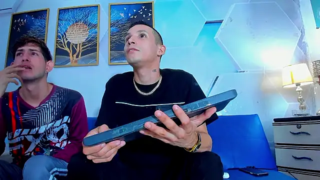 Roony cutes online show from 01/11/26, 05:25