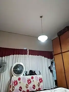 Juguetonafogosa5 online show from 03/15/26, 08:27