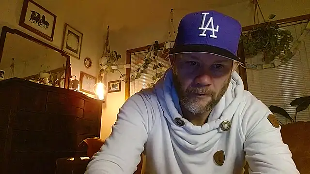 marcus graves 13 online show from 01/13/26, 02:15