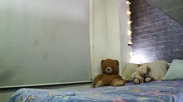 Xxxcerezita14 N online show from 04/04/26, 11:55