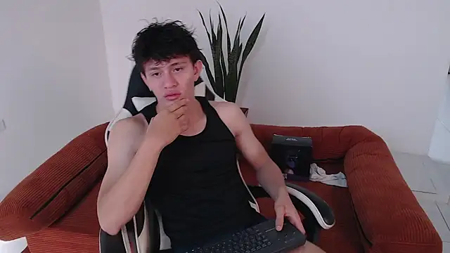 DarrenColleen online show from 04/14/26, 01:38