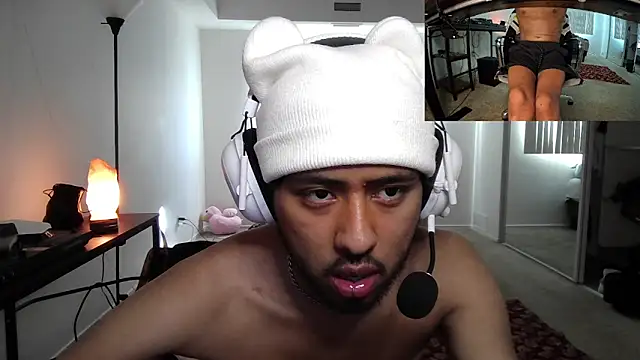 Snapshot of Embersboudoir chatting on 02/07/26, 08:28 Embersboudoir online show from 02/07/26, 08:28