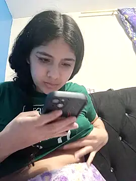 Snapshot of diosa_sofia19 chatting on 02/20/26, 02:30 diosa sofia19 online show from 02/20/26, 02:30