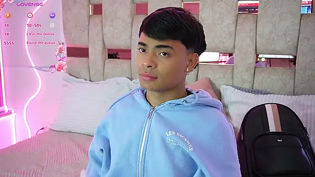 Snapshot of LiamJaxon chatting on 02/14/26, 03:40 LiamJaxon online show from 02/14/26, 03:40